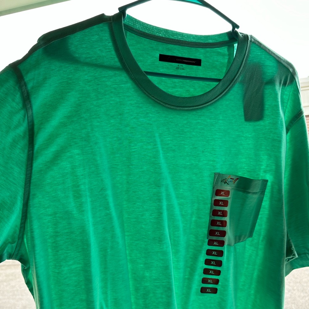 A Greg Norman T-shirt color green un-used new size XL